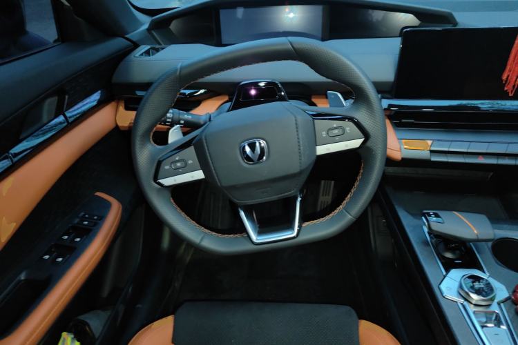 Used CHANGAN UNI-V 2024 2.0T Classic Sport Edition