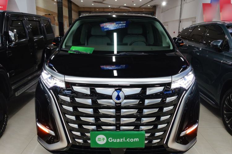 Used Denza D9 2022 DM-i 970 Four-Wheel Drive Flagship Model
