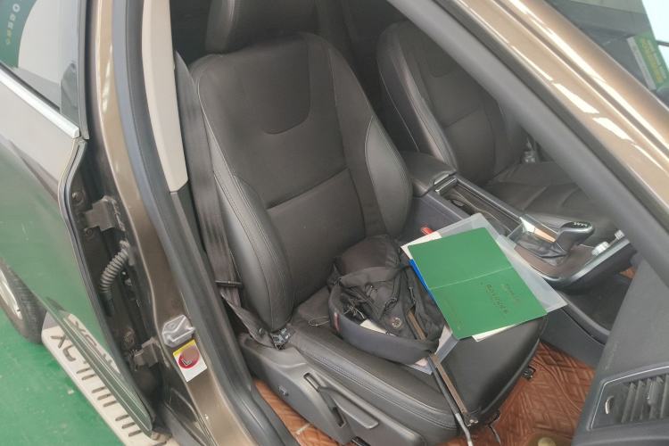 Used Volvo XC60 2015 T5 Smart Edition
