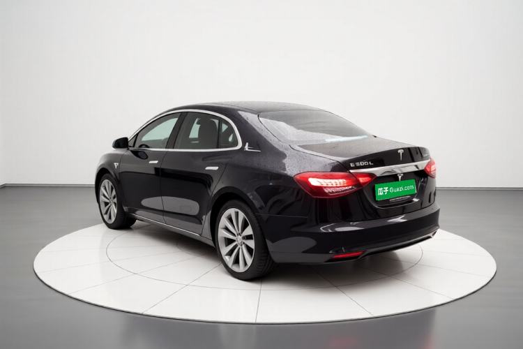 Used Mercedes-Benz E-Class 2023 Updated E 300 L Fashion Edition
