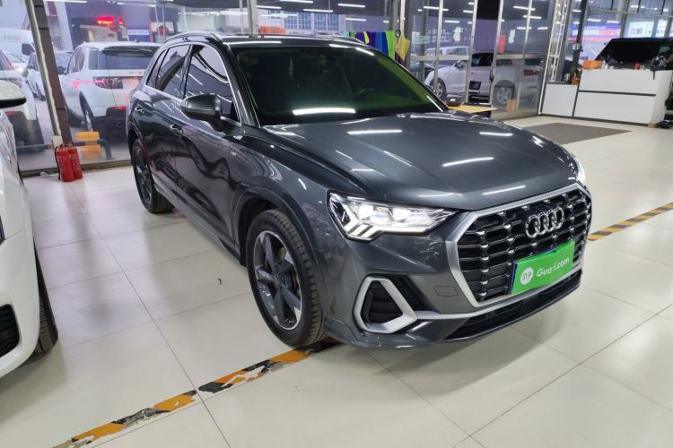 Used Audi Q3 2019 35 TFSI Fashion Dynamic Model