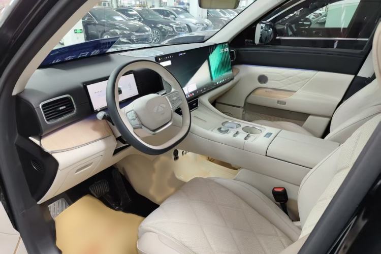 Used Chery T11 2026 Model 220 All-Wheel Drive Family Fun Edition