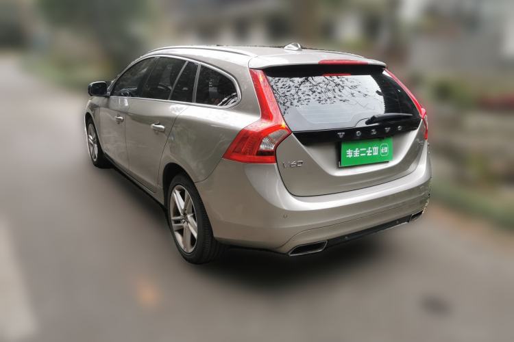 Used Volvo V60 2016 T5 Zhiya Edition Rear Left 45 Deg
