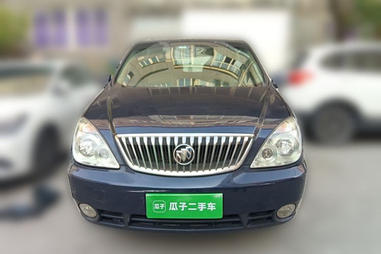 Used Buick GL8 2013 2.4L Comfort Edition Front