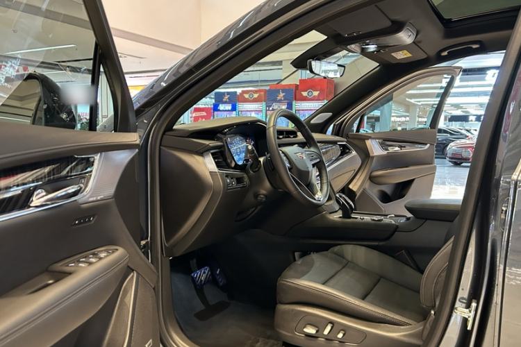 Used Cadillac XT6 2025 2.0T Six-Seater Four-Wheel-Drive Luxury Executive Classic Edition
