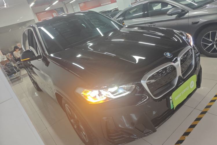 Used BMW iX3 2024 Leading Model
