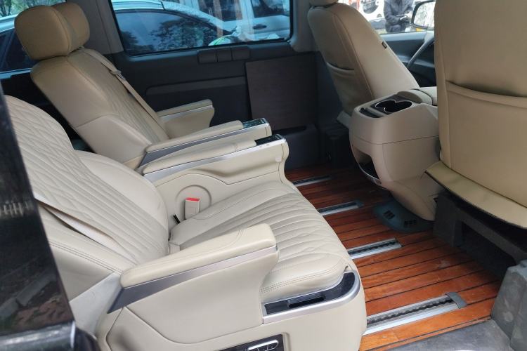 Used Mercedes-Benz Vito 2013 3.0L Business Edition