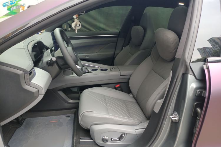 Used Zeekr 001 2025 ME Version 100 kWh All-Wheel Drive