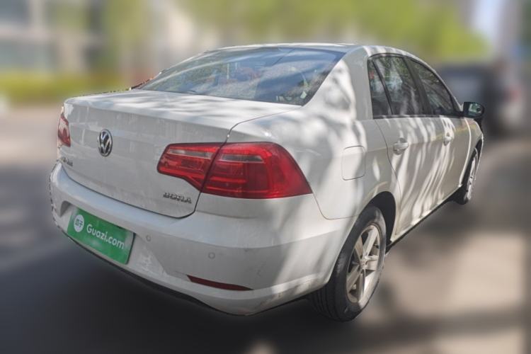 Used Volkswagen Bora 2014 1.6L Manual Fashion Edition Rear Right 45 Deg