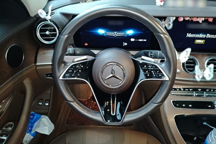 Used Mercedes-Benz E-Class New Energy 2022 Restyled E 350 e L Plug-in Hybrid Sedan
