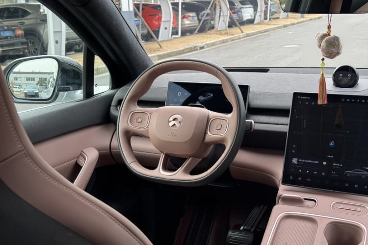 Used Nio EC6 2024 75 kWh
