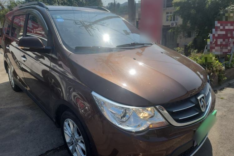 Used Baojun 730 2014 1.5L Manual Luxury Navigation ESP Version 7 Seats