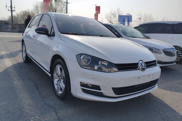 Used Volkswagen Golf 2017 1.6L Automatic Comfort Million-Vehicle Anniversary Edition