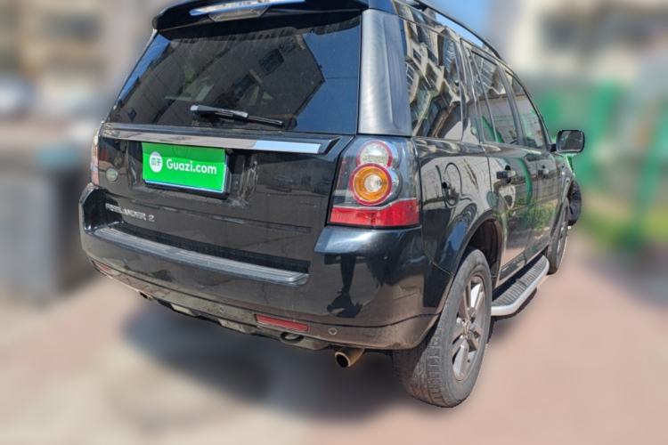 Used Land Rover Freelander 2 2015 2.0T Si4 XS Collection Edition Rear Right 45 Deg