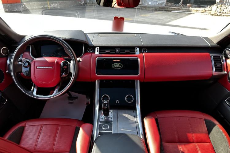 Used Land Rover Range Sport 2020 3.0 L6 HSE DYNAMIC Interior 1