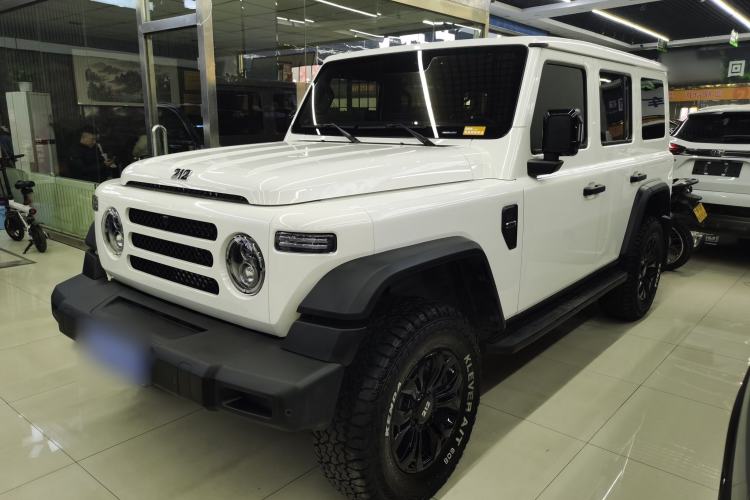 Used 212 T01 2024 2.0T Mechanic