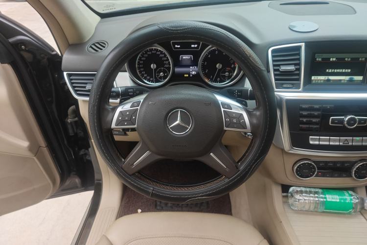 Used Mercedes-Benz M-Class 2014 ML 320 4MATIC