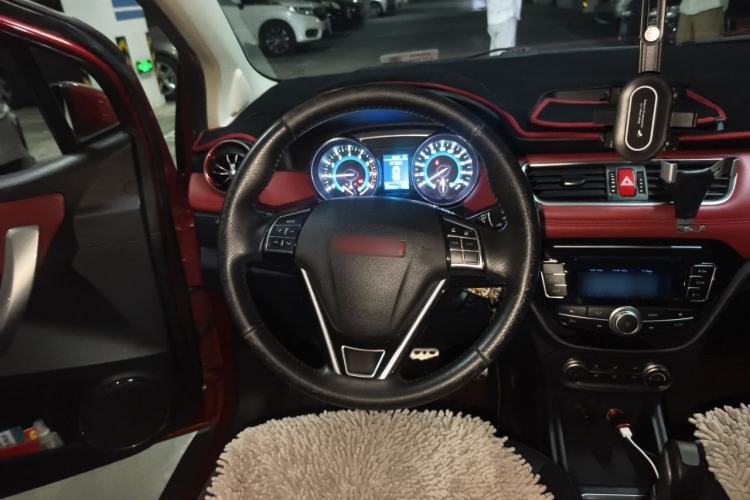Used Haval H1 2015 1.5L AMT Urban Model
