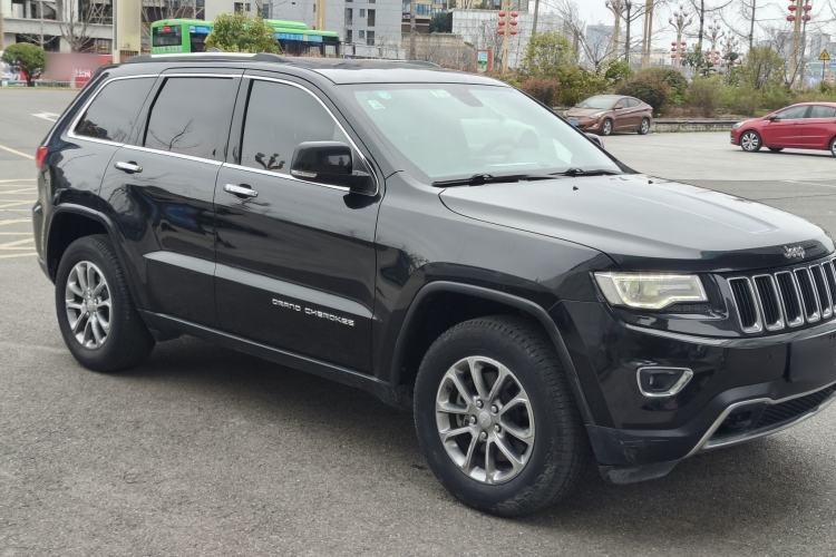 Used Jeep Grand Cherokee (Import) 2015 3.0L Elite Navigation Edition
