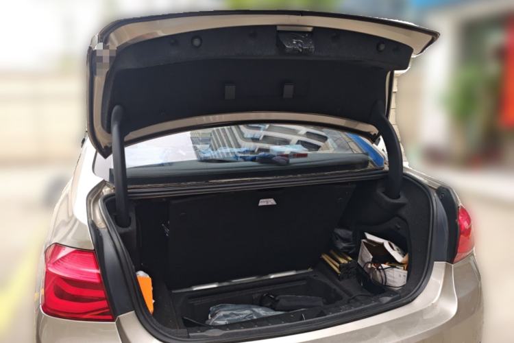 Used BMW 3 Series 2016 320Li Fashion Model Trunk