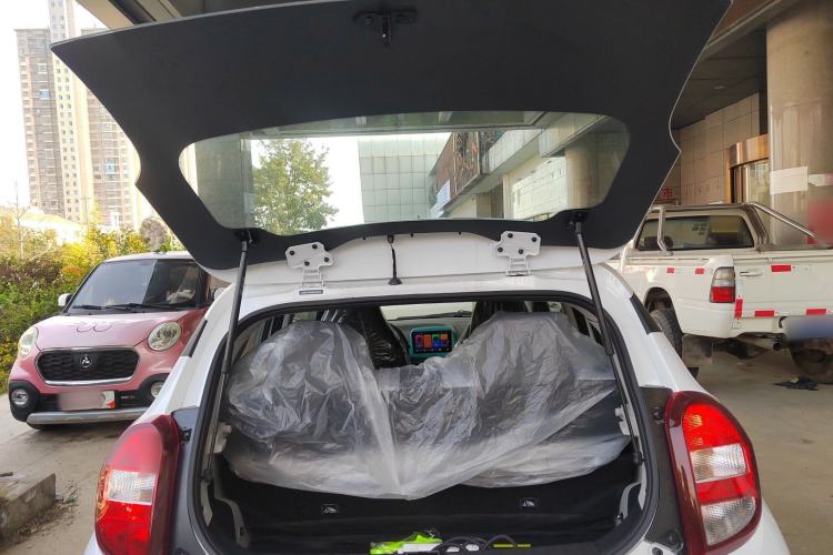 Used JMEV Xiao Qilin 2026 Model PLUS+ Comfort Version Trunk