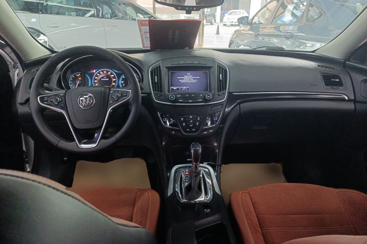 Used Buick Regal 2015 1.6T Elite Tech Model Center Console