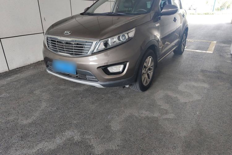 Used Kia Sportage R 2015 2.0L Manual Two-Wheel Drive GLS Trim