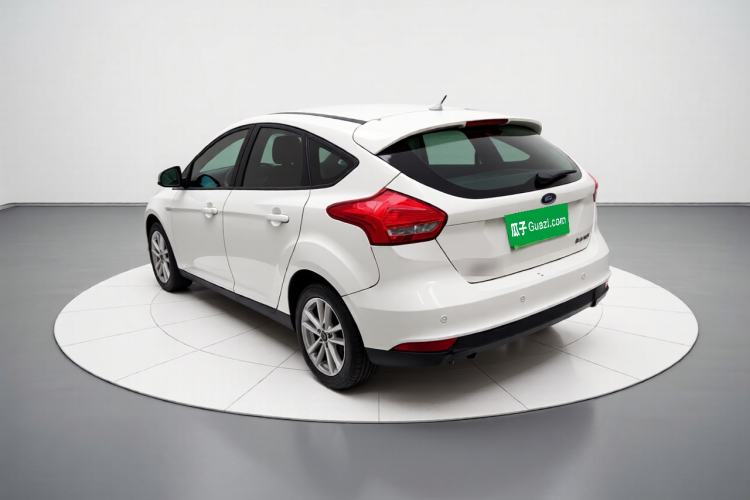 Used Ford Focus 2015 Hatchback 1.6L Automatic Fashion Edition
