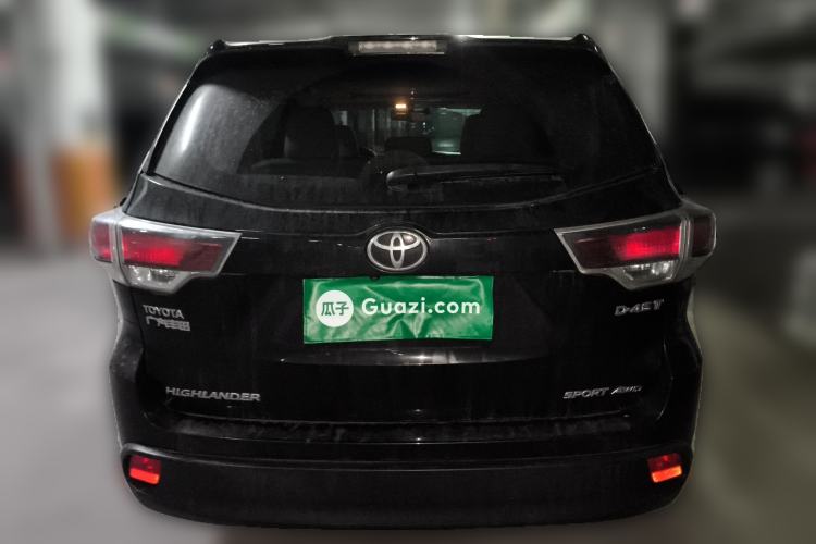 Used Toyota Highlander 2015 2.0T Four-Wheel Drive Luxury Navigation Version with 7 Seats Rear