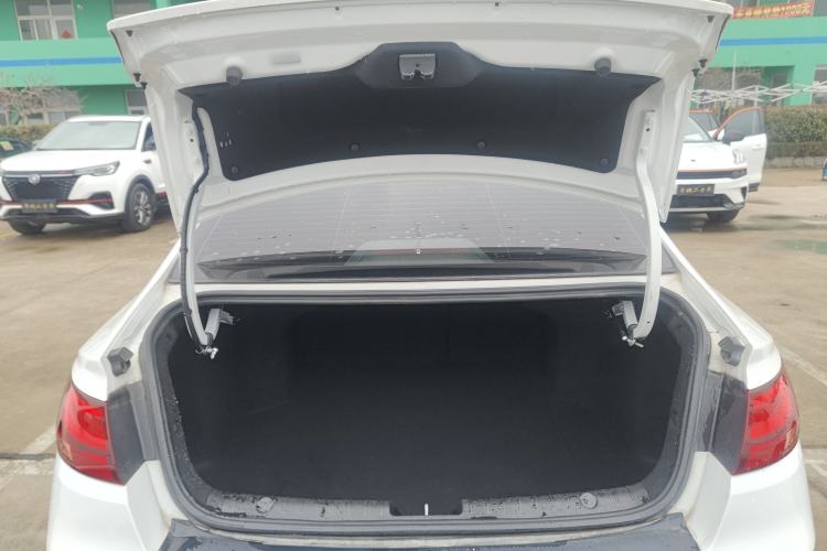 Used Geely Auto Emgrand GL 2021 UP 1.4T CVT Leading Edition
