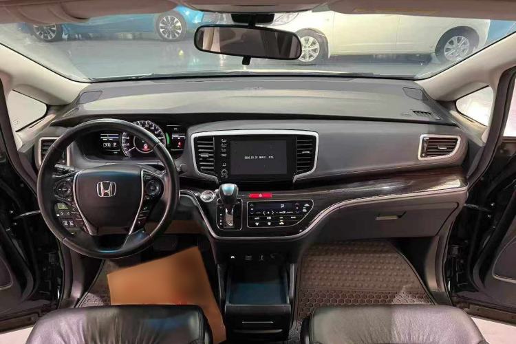 Used Honda Odyssey 2019 2.0L Rui-Zunxiang Edition Interior 3