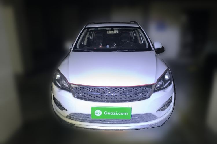 Used Zotye Domy X5 2015 1.5T Manual Luxury Version China IV Standard