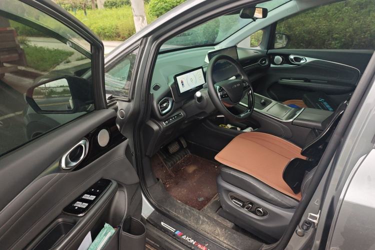 Used AION V 2024 Plus 70 Tech Edition Lithium Iron Phosphate