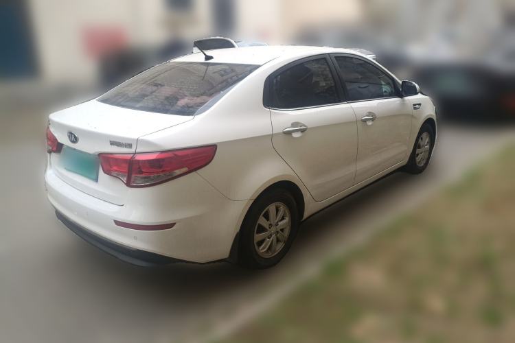Used Kia K2 2015 Sedan 1.4L MT GLS
