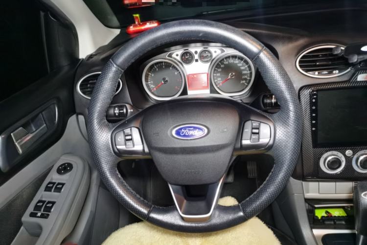 Used Ford Focus 2013 Hatchback Classic 1.8L Automatic Base Model