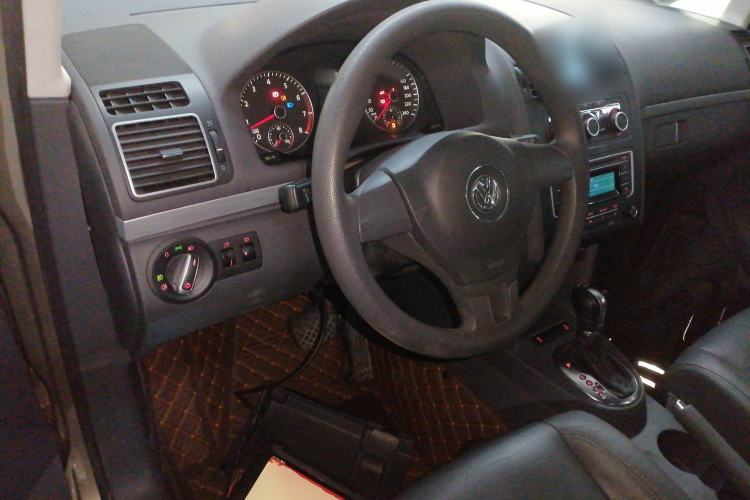 Used Volkswagen Touran 2015 1.4T DSG Comfort Edition 5 Seats