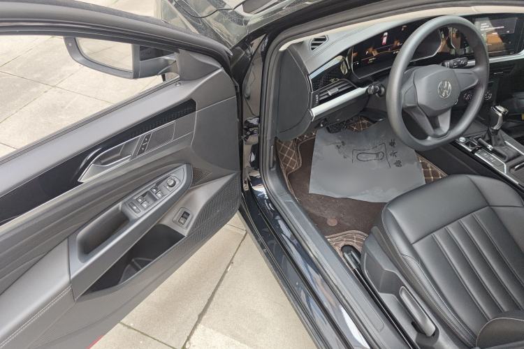 Used Volkswagen Passat 2023 Revised Version 280TSI Business Edition Driver Seat