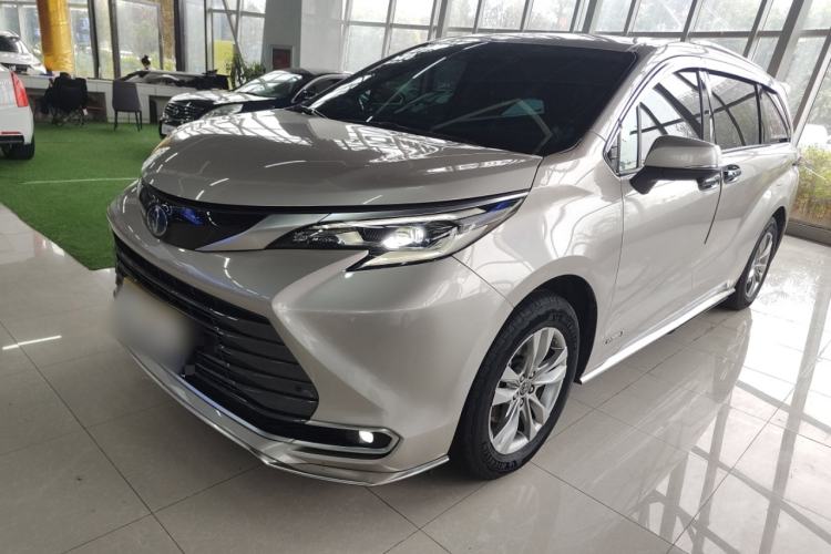 Used Toyota Sienna 2021 2.5L Hybrid Ultimate Edition