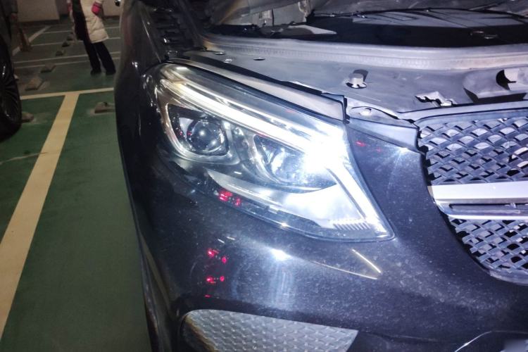 Used Mercedes-Benz GLE Coupe 2018 GLE 400 4MATIC Coupe SUV Exterior 6