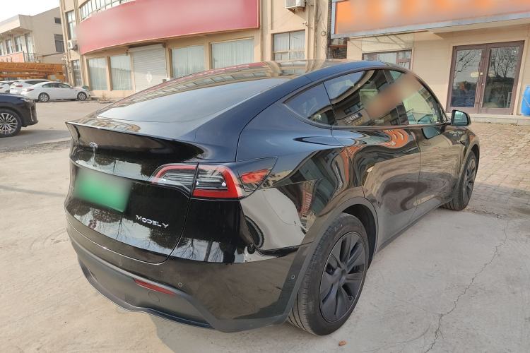 Used Tesla Model Y 2023 Rear-Wheel-Drive Version