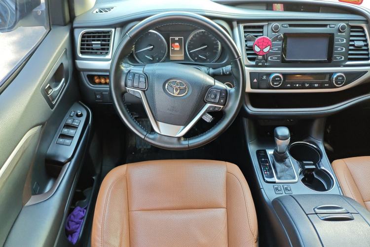 Used Toyota Highlander 2018 2.0T Four-Wheel Drive Luxury Version 7 Seats China VI Standard