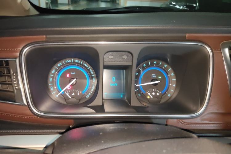 Used Buick GL8 2014 3.0L GT Luxury Business Haoya Edition Instrument Cluster