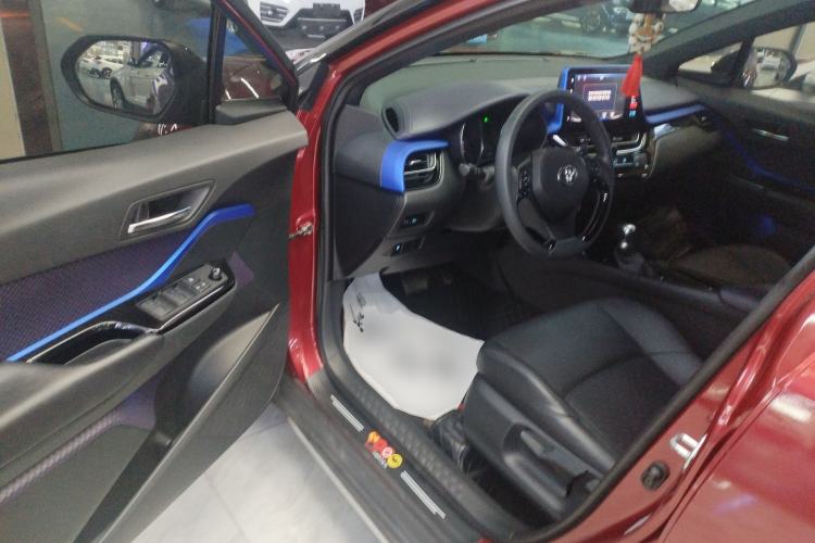 Used Toyota IZOA 2018 2.0L Yichi Version China VI Standard Driver Seat