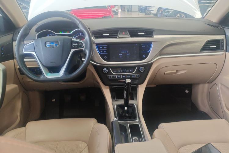 Used Geely Auto Emgrand 2017 Sedan Million Edition 1.5L Manual Luxury Model
