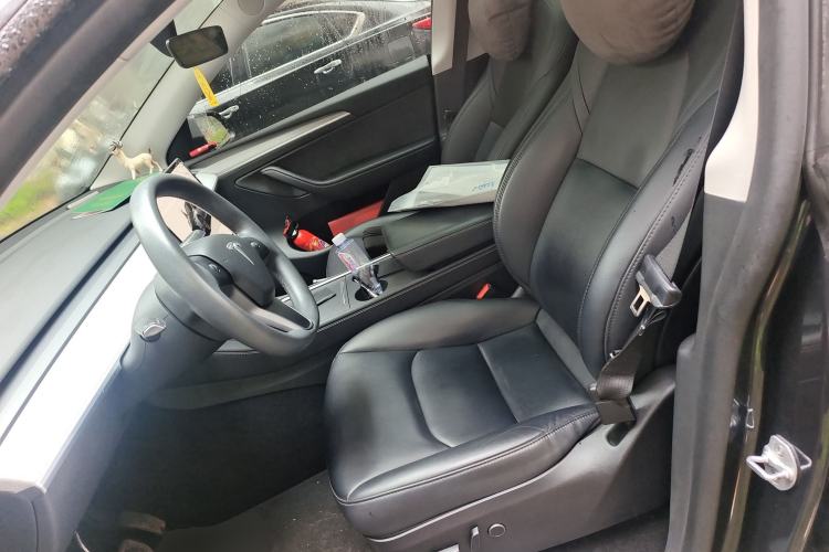 Used Tesla Model Y 2024 Rear-Wheel-Drive Version Left Front Seat