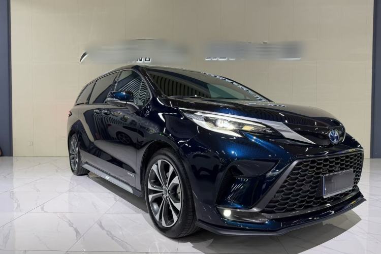 Used Toyota Granvia 2023 2.5L Hybrid Flagship VIP Edition
