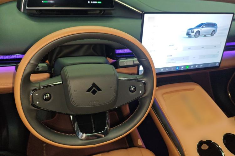 Used Hyptec HL 2025 700 Ultra Six-Seater All-Wheel-Drive LiDAR Version