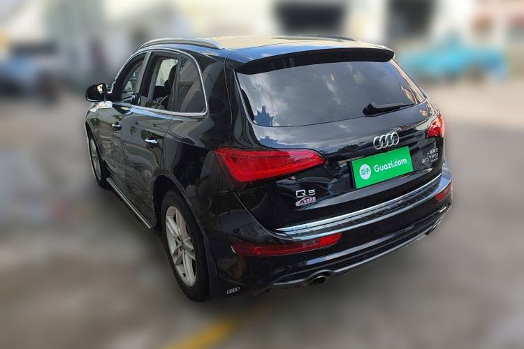 Used Audi Q5 2018 Collector's Edition 40 TFSI Technology Model
