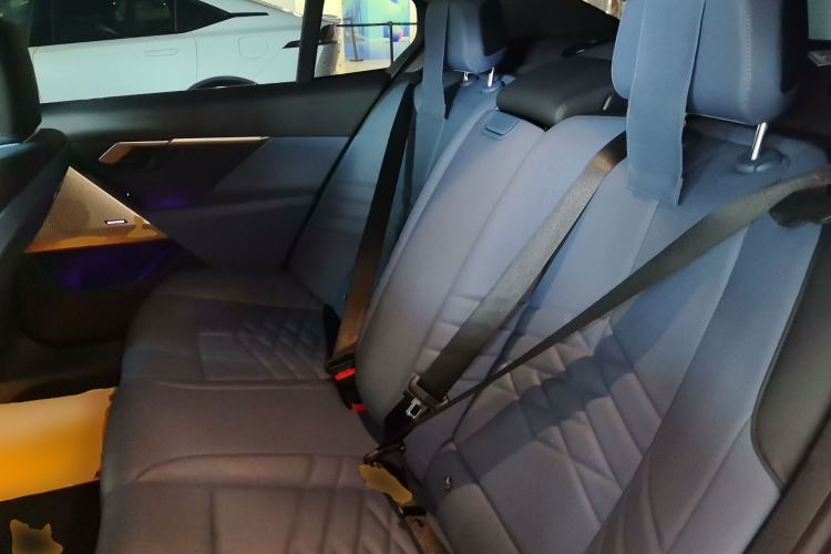 Used BMW i5 2024 eDrive 35L Luxury Model with M Sport Package