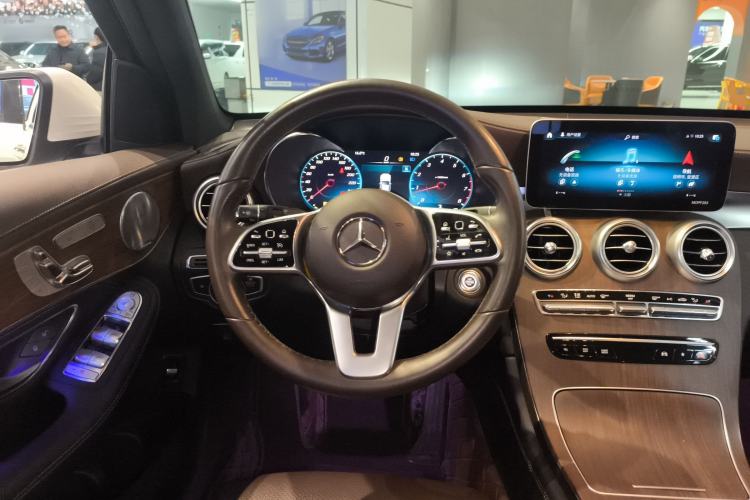 Used Mercedes-Benz GLC 2020 GLC 300 L 4MATIC Luxury Model